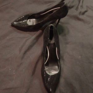 Women's shoes